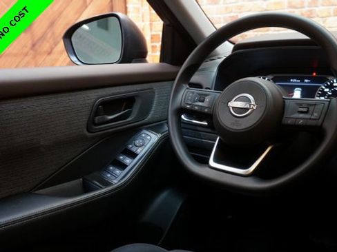 Certified 2022 Nissan Rogue S image 33