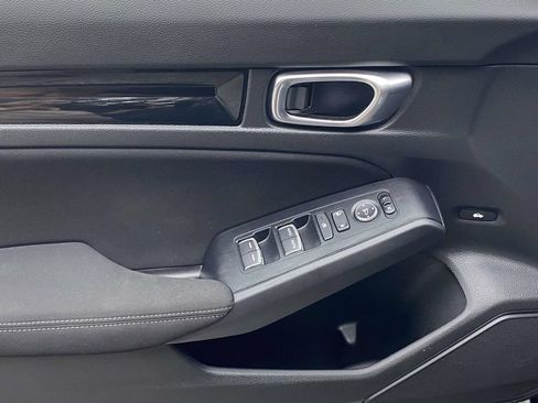 Certified 2025 Honda Civic Sport image 15