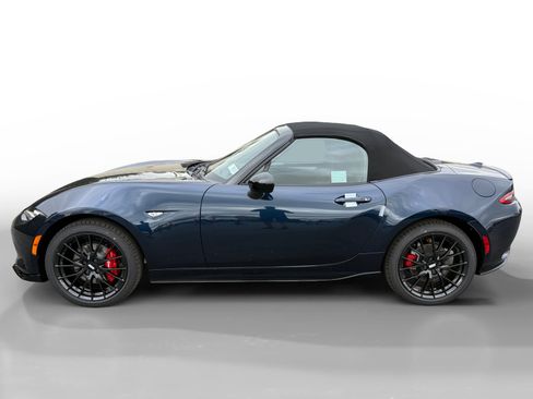 New 2025 MAZDA MX-5 Miata Club w/ Brembo/BBS Recaro Package image 2