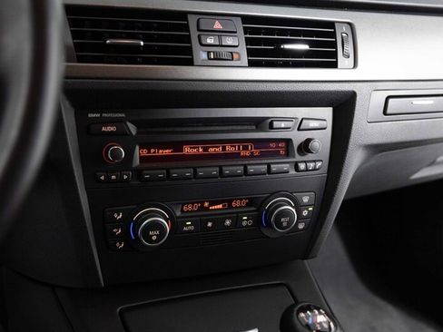 Used 2009 BMW M3 Sedan RWD image 20