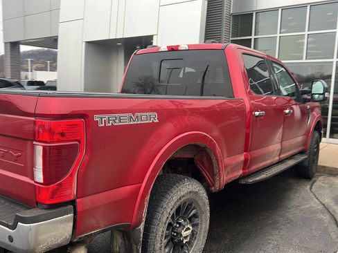 Used 2021 Ford F250 XLT w/ Tremor Off-Road Package image 4