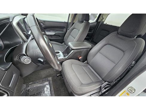 Used 2016 Chevrolet Colorado LT image 13