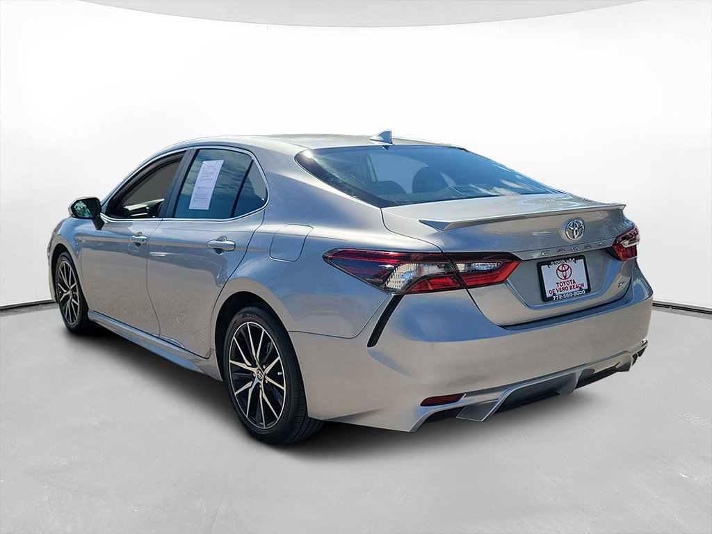 Used 2024 Toyota Camry SE FWD image 6