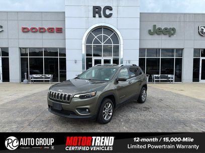 Used 2019 Jeep Cherokee Latitude Plus w/ Cold Weather Group