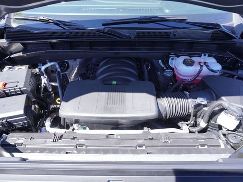 New 2026 GMC Sierra 1500 SLE w/ Preferred Package AWD/4WD image 9