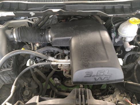 Used 2019 RAM 1500 Tradesman w/ Chrome Plus Package RWD image 30