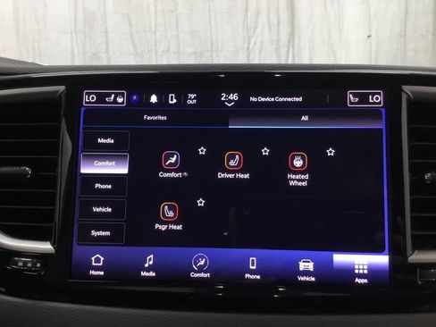 Used 2023 Chrysler Pacifica Touring-L FWD image 30