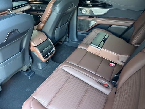 New 2026 Lincoln Nautilus Reserve image 10