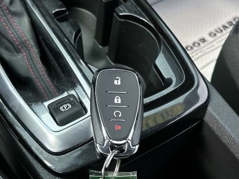 Used 2022 Chevrolet TrailBlazer RS w/ Technology Package AWD/4WD image 43