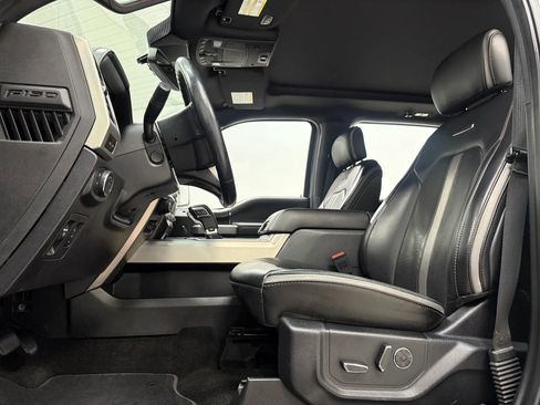 Used 2019 Ford F150 Platinum w/ Equipment Group 701A Luxury AWD/4WD image 15