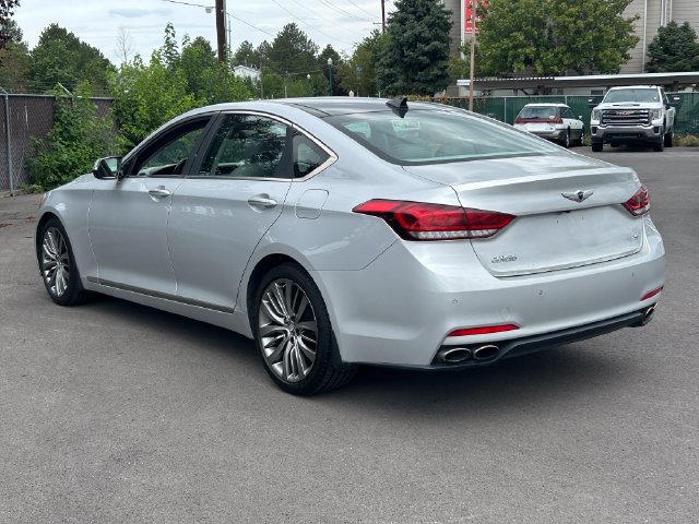 Used 2015 Hyundai Genesis 5.0 RWD image 5