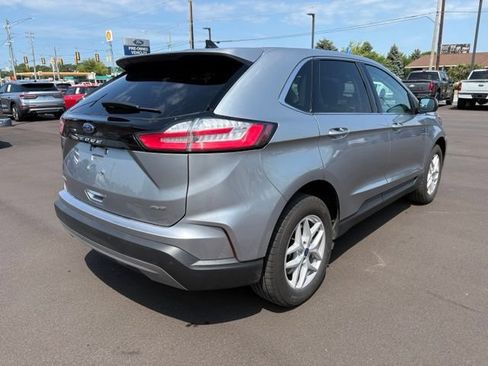 Used 2024 Ford Edge SEL AWD/4WD image 5