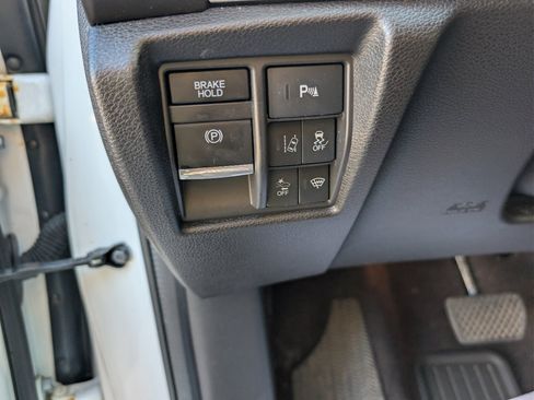 Used 2019 Acura MDX FWD w/ Advance Package image 16