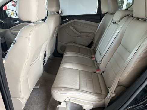 Used 2016 Ford Escape Titanium FWD image 23