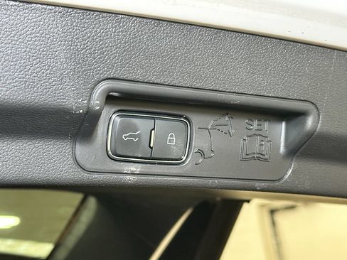 Certified 2025 Ford Explorer ST AWD/4WD image 21