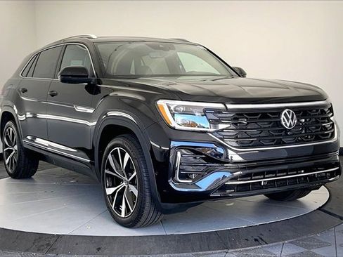 New 2026 Volkswagen Atlas Cross Sport SEL Premium R-Line image 1