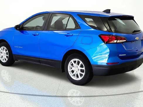 Used 2024 Chevrolet Equinox LS w/ LPO, Floor Liner Package FWD image 4