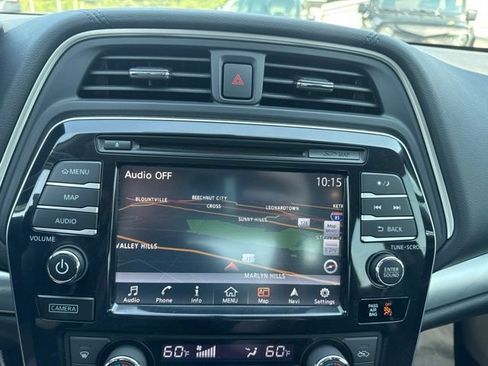 Used 2016 Nissan Maxima SR FWD image 16