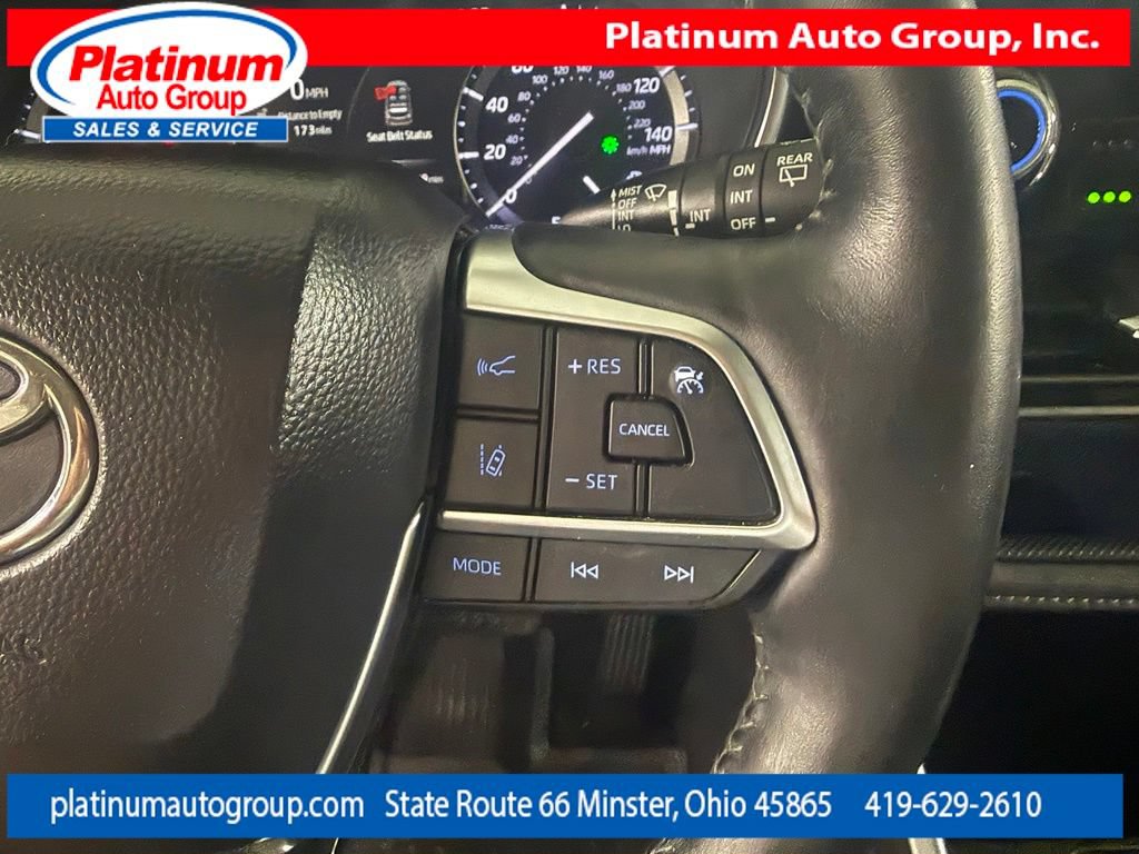 Used 2020 Toyota Highlander Limited FWD image 17