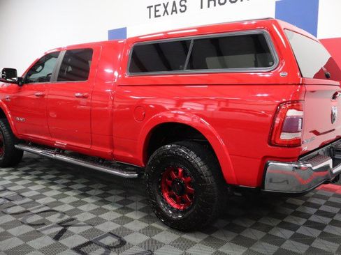 Used 2022 RAM 2500 Laramie AWD/4WD image 5