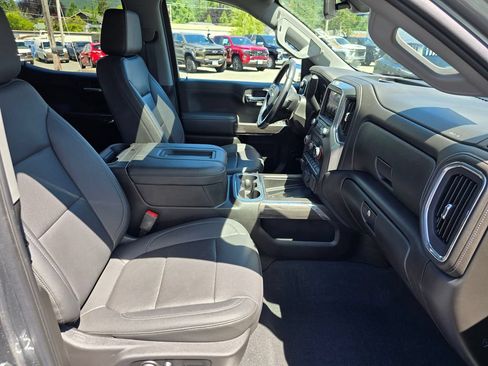 Used 2022 Chevrolet Silverado 1500 LTZ w/ Safety Package II AWD/4WD image 12