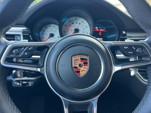 Used 2018 Porsche Macan GTS image 22