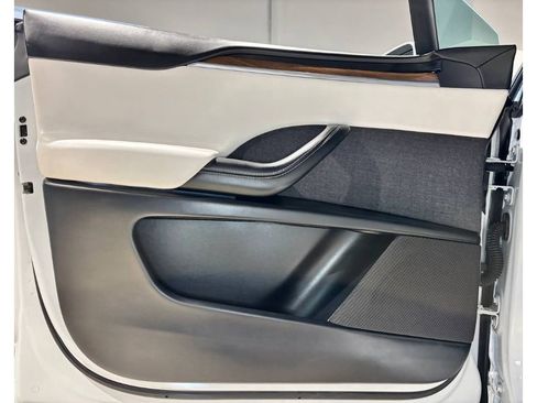 Used 2023 Tesla Model X image 18