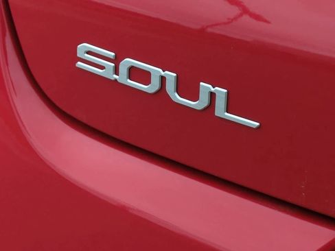 Used 2024 Kia Soul GT-Line w/ GT-Line Technology Package FWD image 12