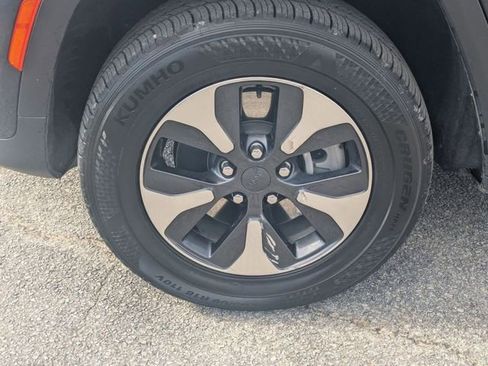 Used 2024 Jeep Grand Cherokee Limited 4xe image 13