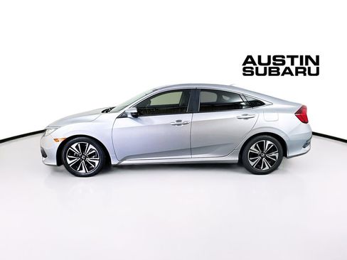 Used 2018 Honda Civic EX-T image 4