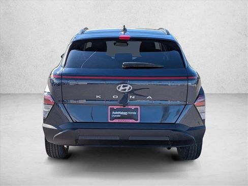 Used 2025 Hyundai Kona SEL image 6