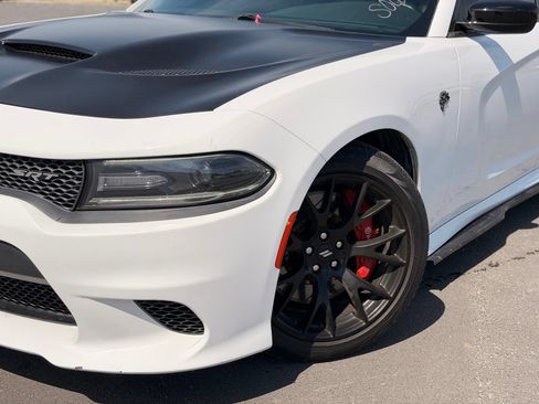 Used 2016 Dodge Charger SRT Hellcat RWD image 3