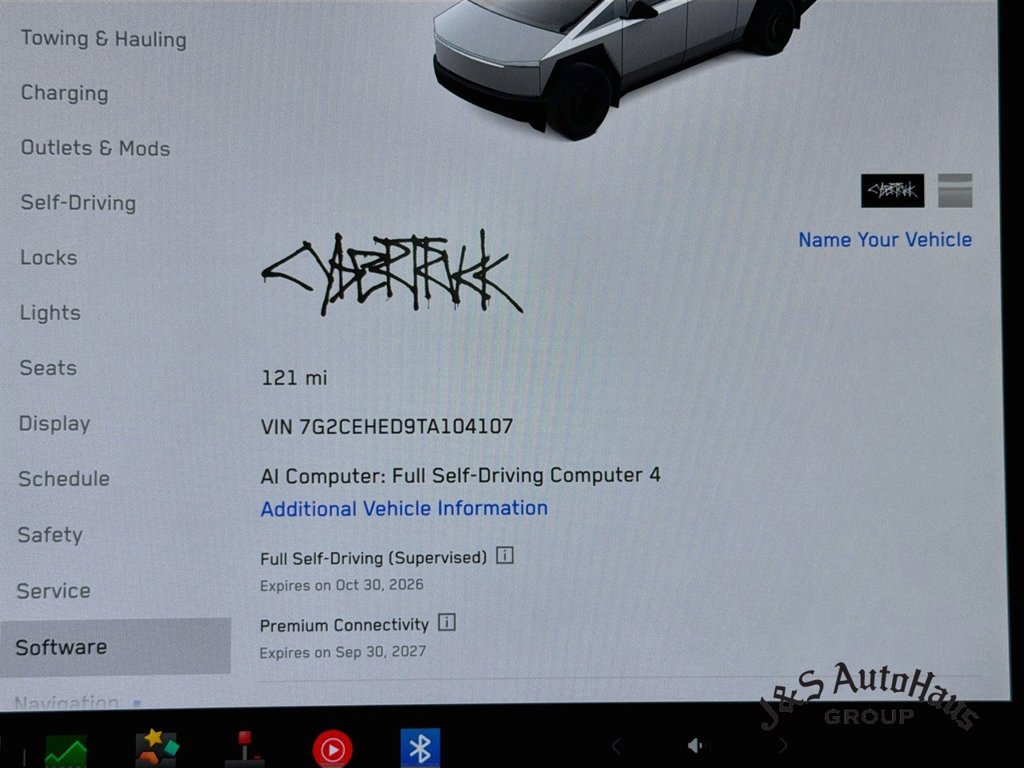 Used 2026 Tesla Cybertruck AWD Crew Cab image 15