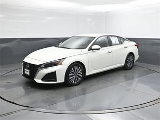 Certified 2023 Nissan Altima 2.5 SV video 1