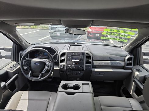 Used 2017 Ford F450 XL w/ Power Equipment Group AWD/4WD image 15