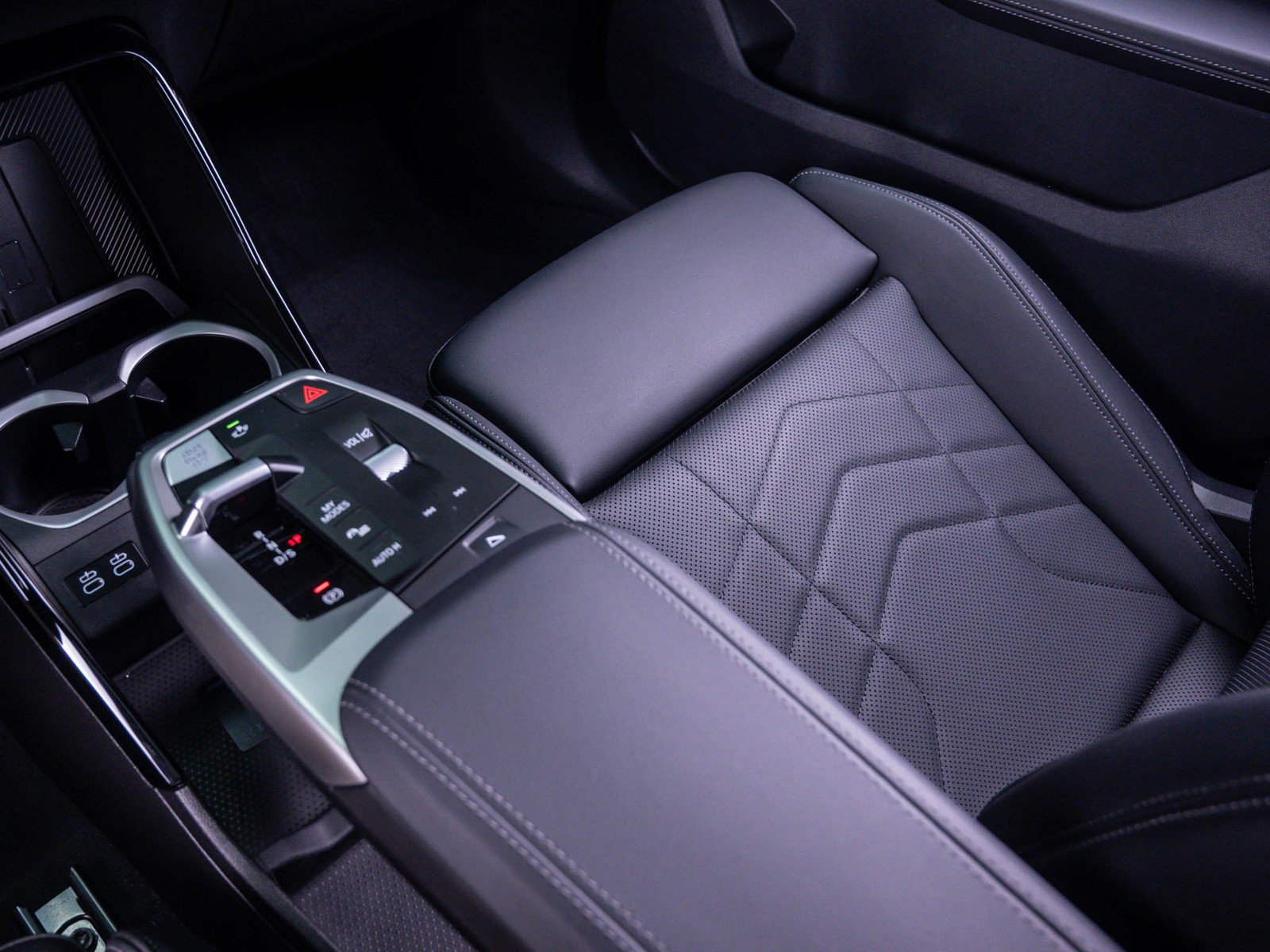 Used 2025 BMW X1 M35i w/ Premium Package AWD/4WD image 28