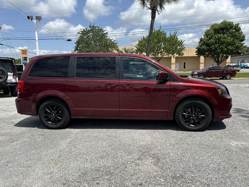 Used 2019 Dodge Grand Caravan GT image 6