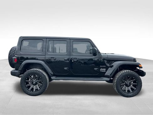 Used 2020 Jeep Wrangler Unlimited Sahara w/ Uconnect 4C Nav & Sound Group image 24