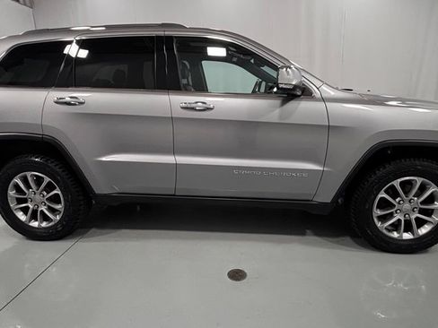 Used 2016 Jeep Grand Cherokee Limited w/ Luxury Group II AWD/4WD image 5
