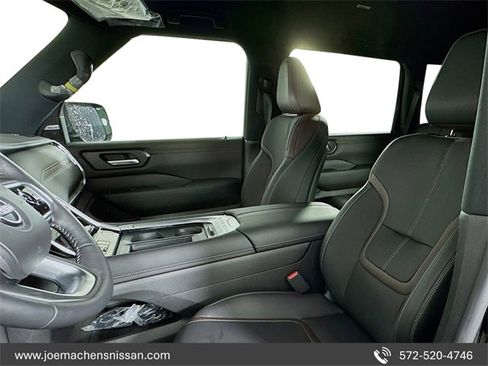 New 2025 Nissan Armada SL w/ Captain's Chari Seat Package image 10