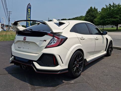 Used 2018 Honda Civic Type R image 5