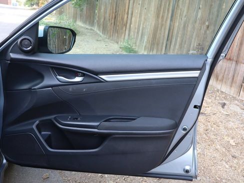 Used 2017 Honda Civic EX-T image 26