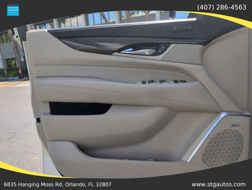 Used 2018 Cadillac Escalade Premium Luxury AWD/4WD image 12