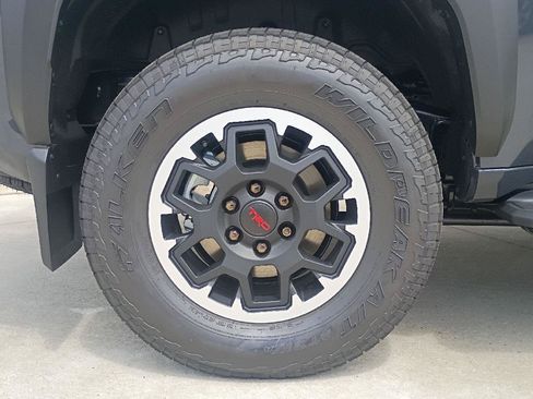 Used 2026 Toyota 4Runner TRD Off-Road Premium AWD/4WD image 22