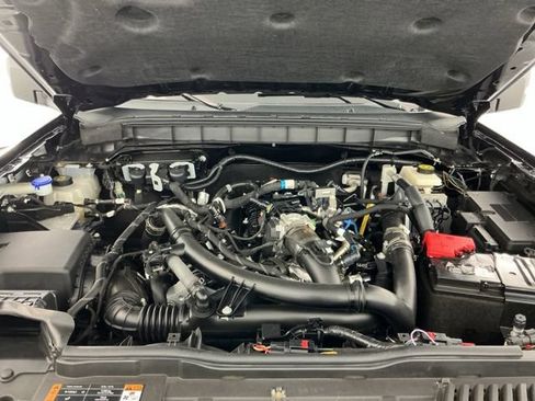 Used 2024 Ford Bronco Wildtrak AWD/4WD image 33