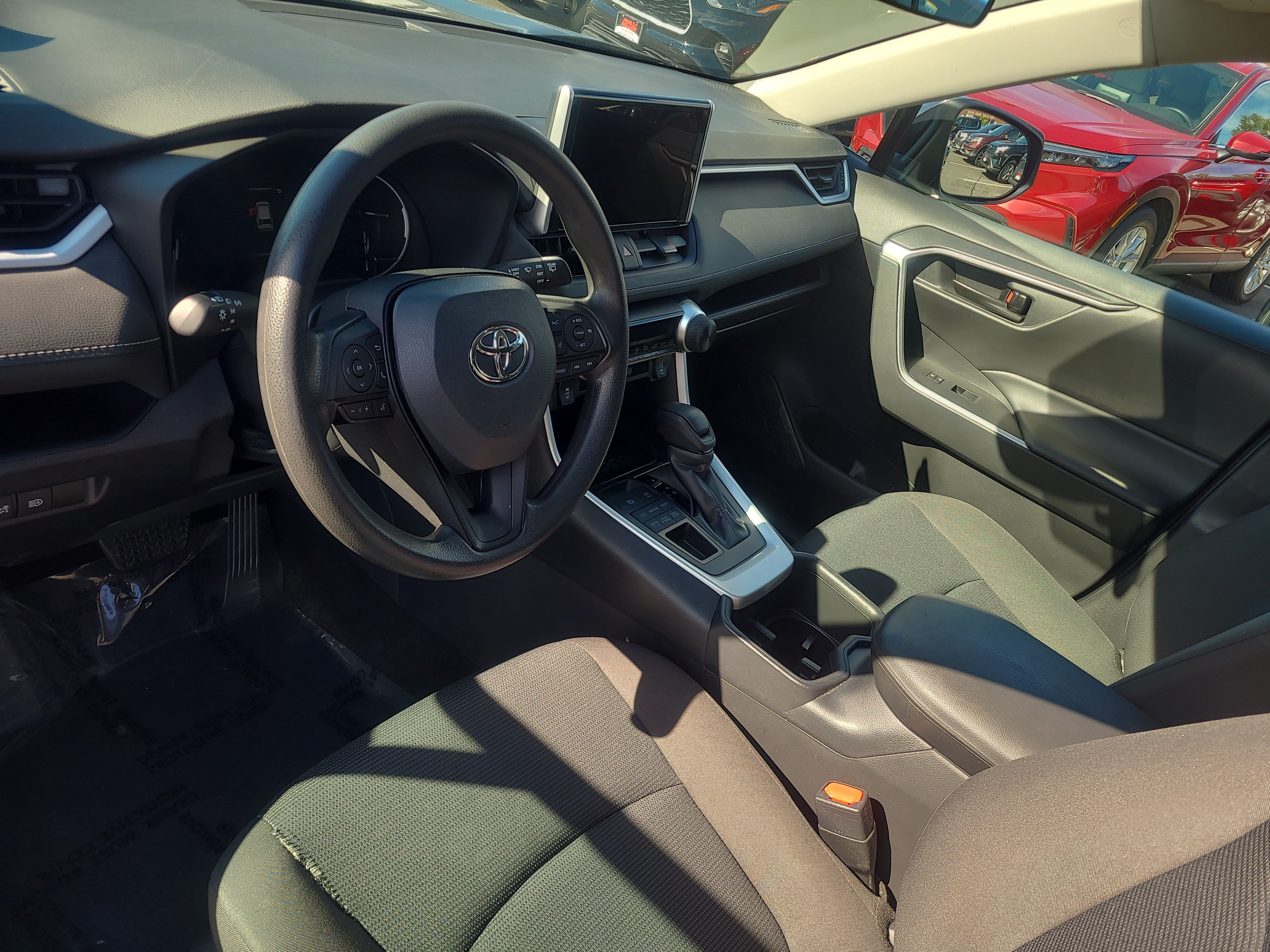 Certified 2024 Toyota RAV4 LE AWD/4WD image 15