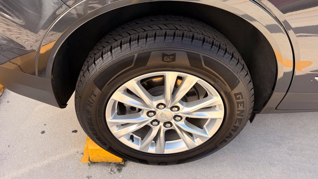 Used 2023 Cadillac XT5 Luxury FWD image 12
