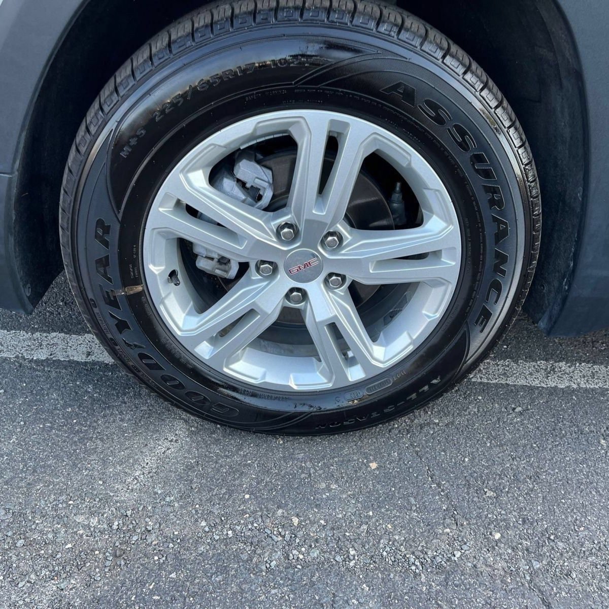 Used 2024 GMC Terrain SLE FWD image 26