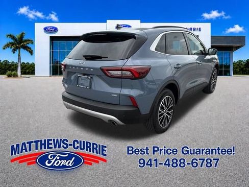Certified 2024 Ford Escape SE w/ PHEV Premium Package FWD image 4