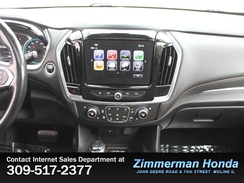 Used 2019 Chevrolet Traverse Premier w/ Redline Edition FWD image 18